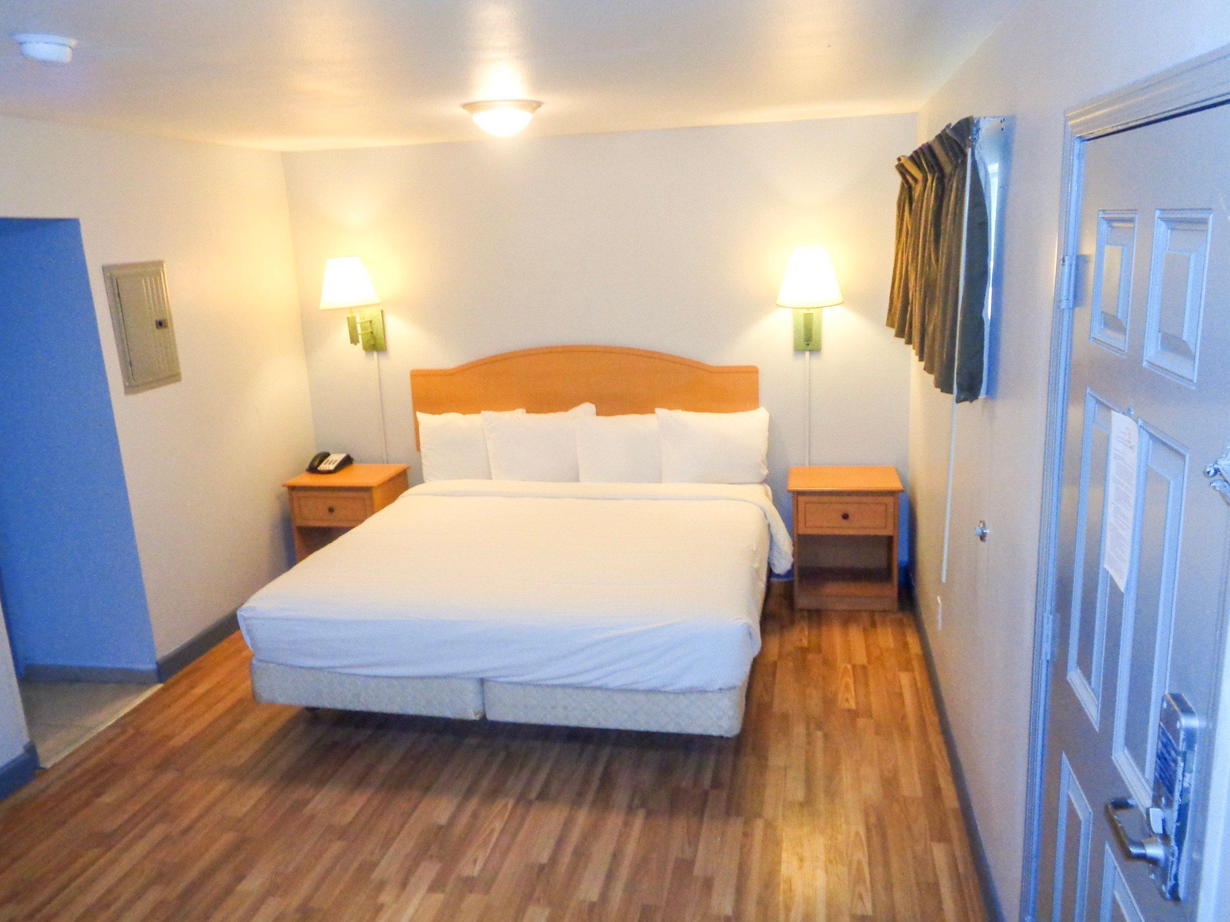 Oyo Hotel Midland Extérieur photo